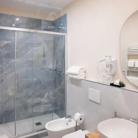 Konukevi Cinque Terre Labi 3*